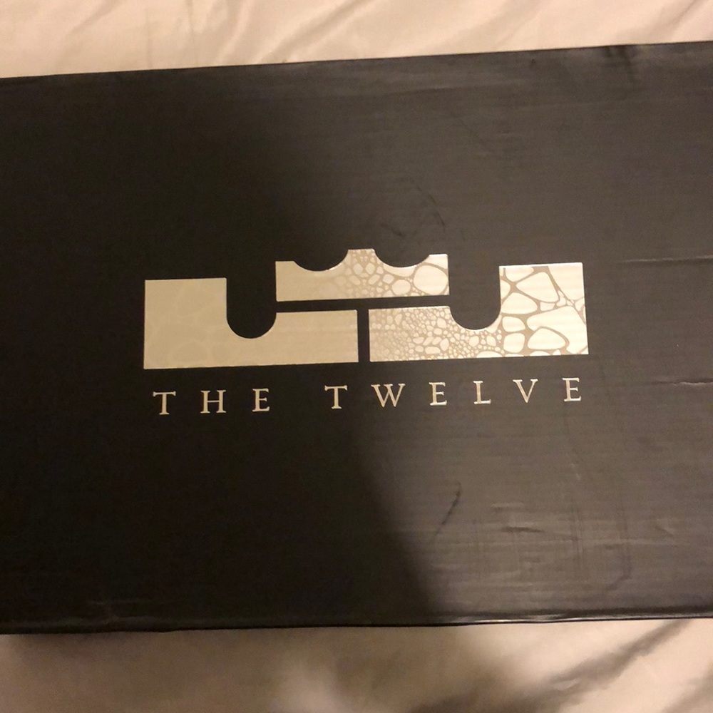 lebron 12 - Picture 5 of 7